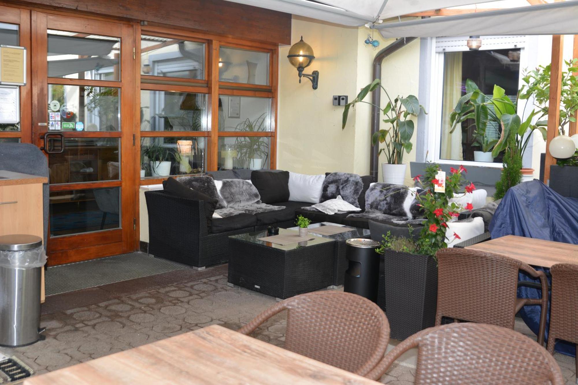 Hotel-gasthof Zur Rose Вайсенхорн