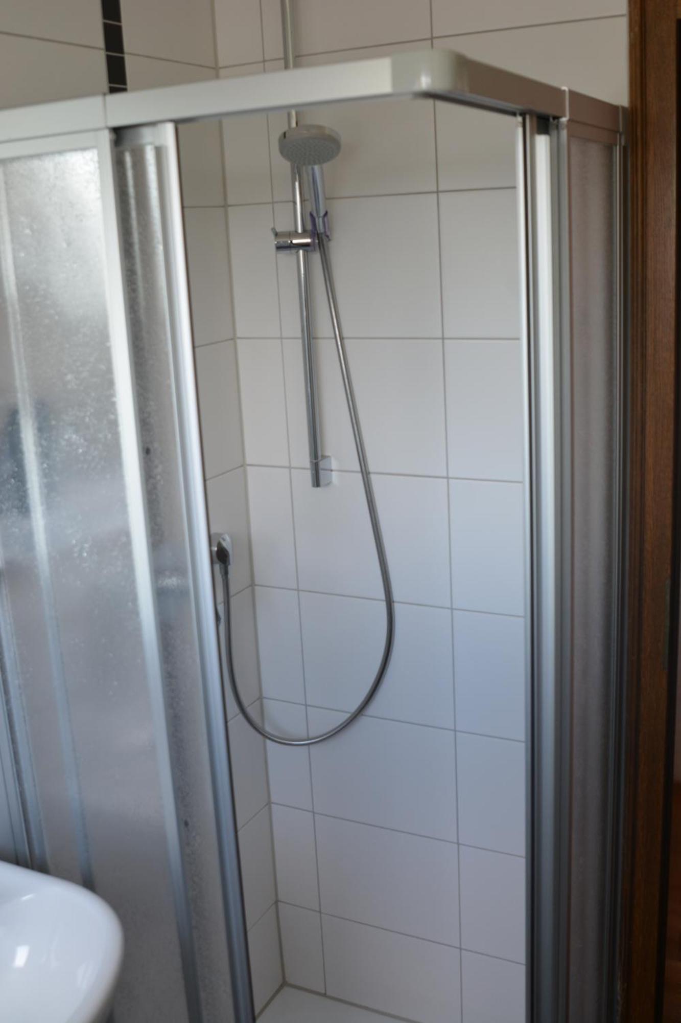 Отель Hotel-gasthof Zur Rose