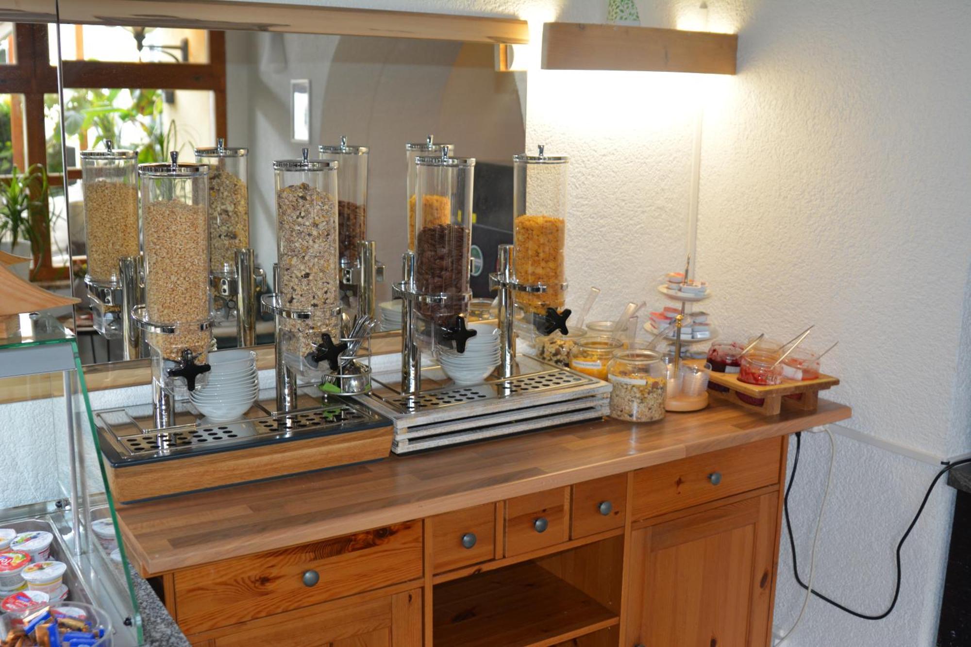 Hotel-gasthof Zur Rose Отель
