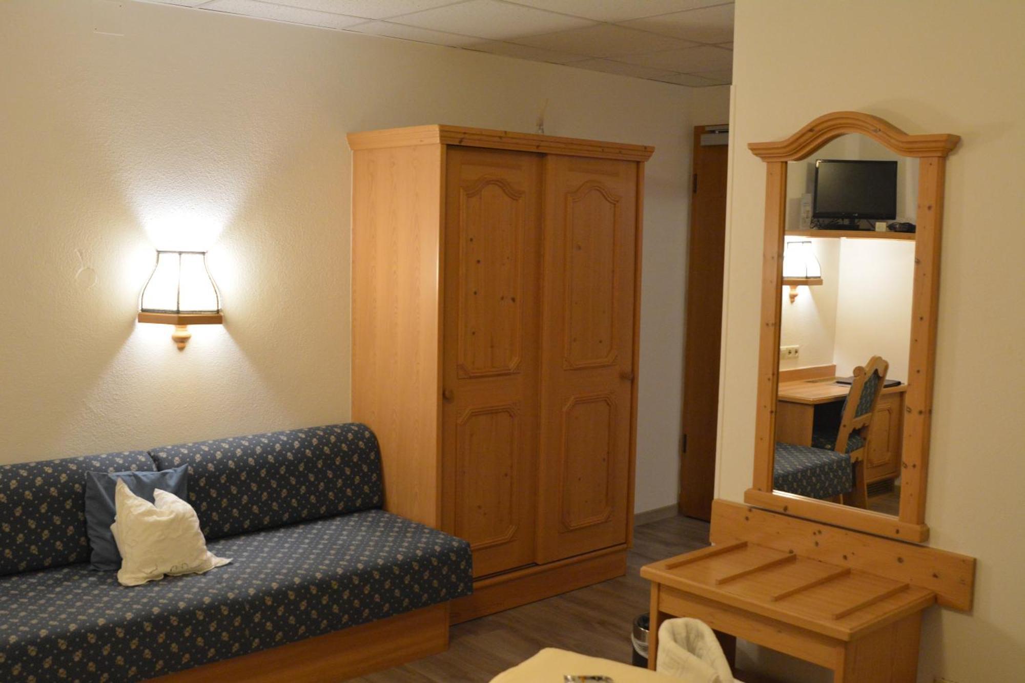Hotel-gasthof Zur Rose Отель 3*