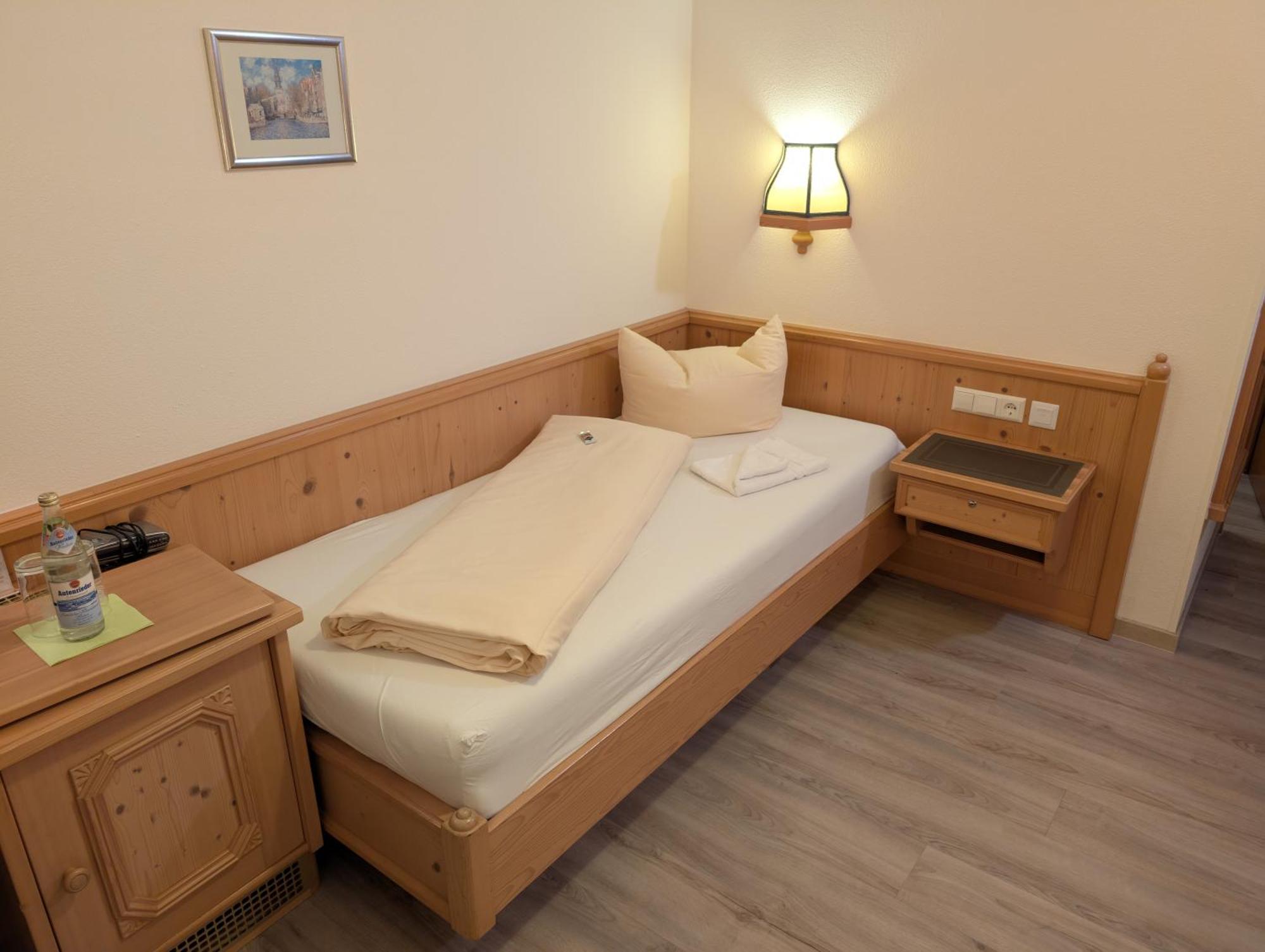 Hotel-gasthof Zur Rose Отель 3*