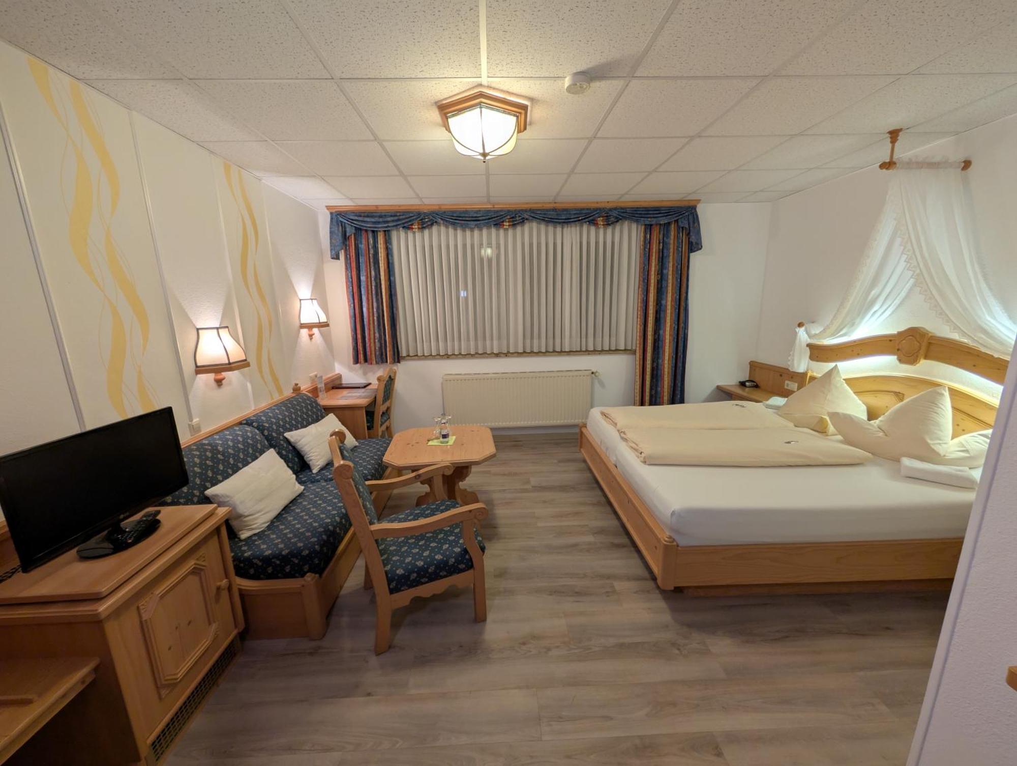 Hotel-gasthof Zur Rose Hotel