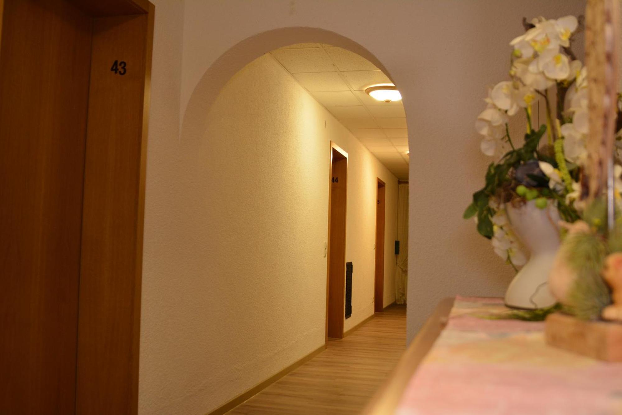 Отель Hotel-gasthof Zur Rose